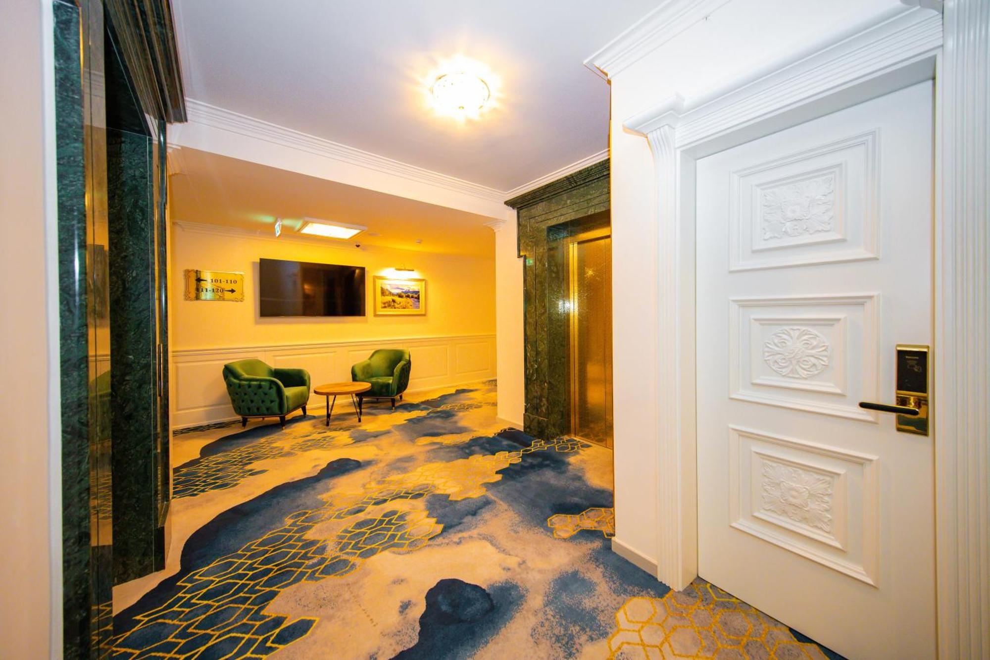 Grand Hotel Belushi Boge Ngoại thất bức ảnh