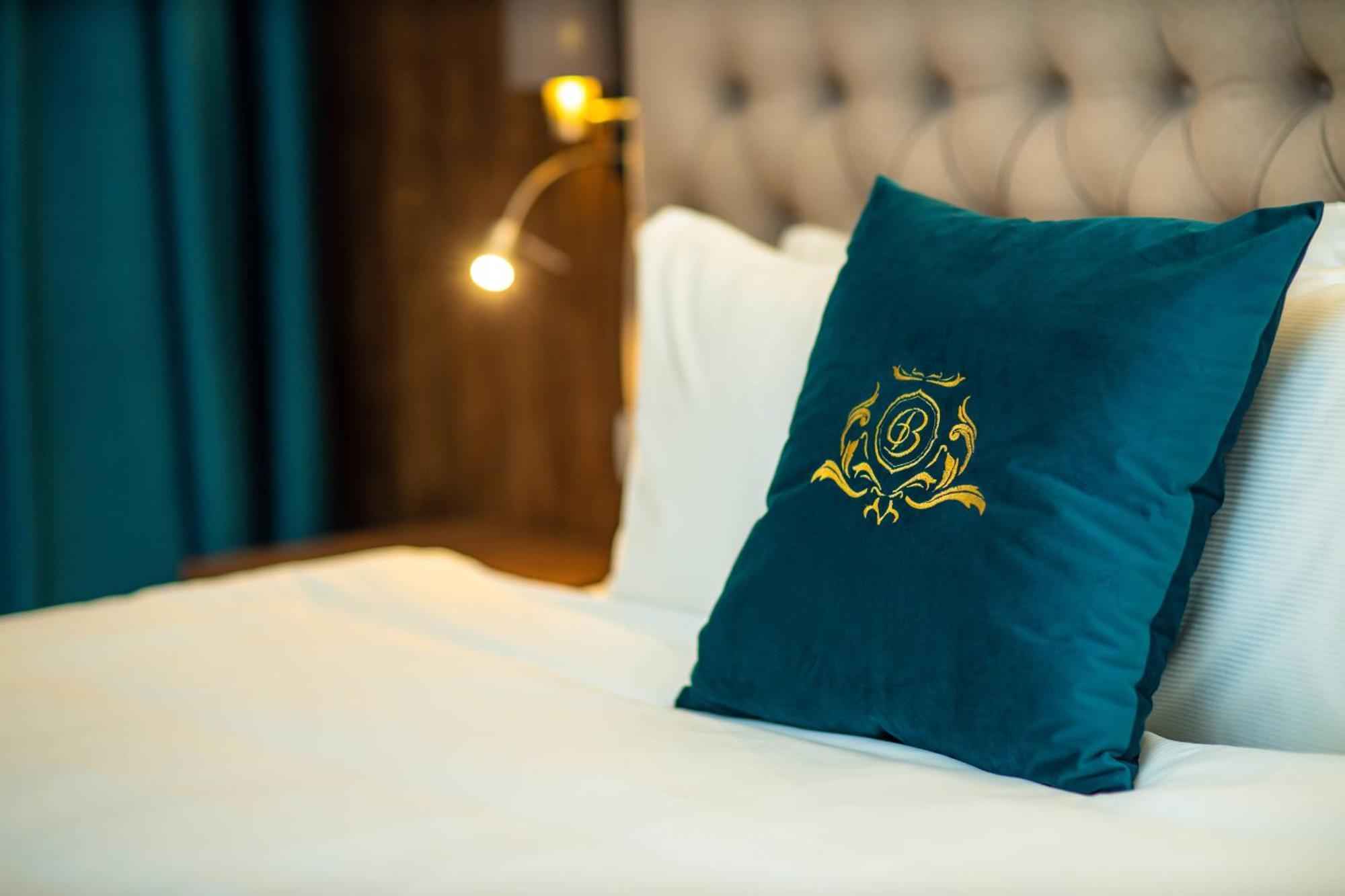 Grand Hotel Belushi Boge Ngoại thất bức ảnh