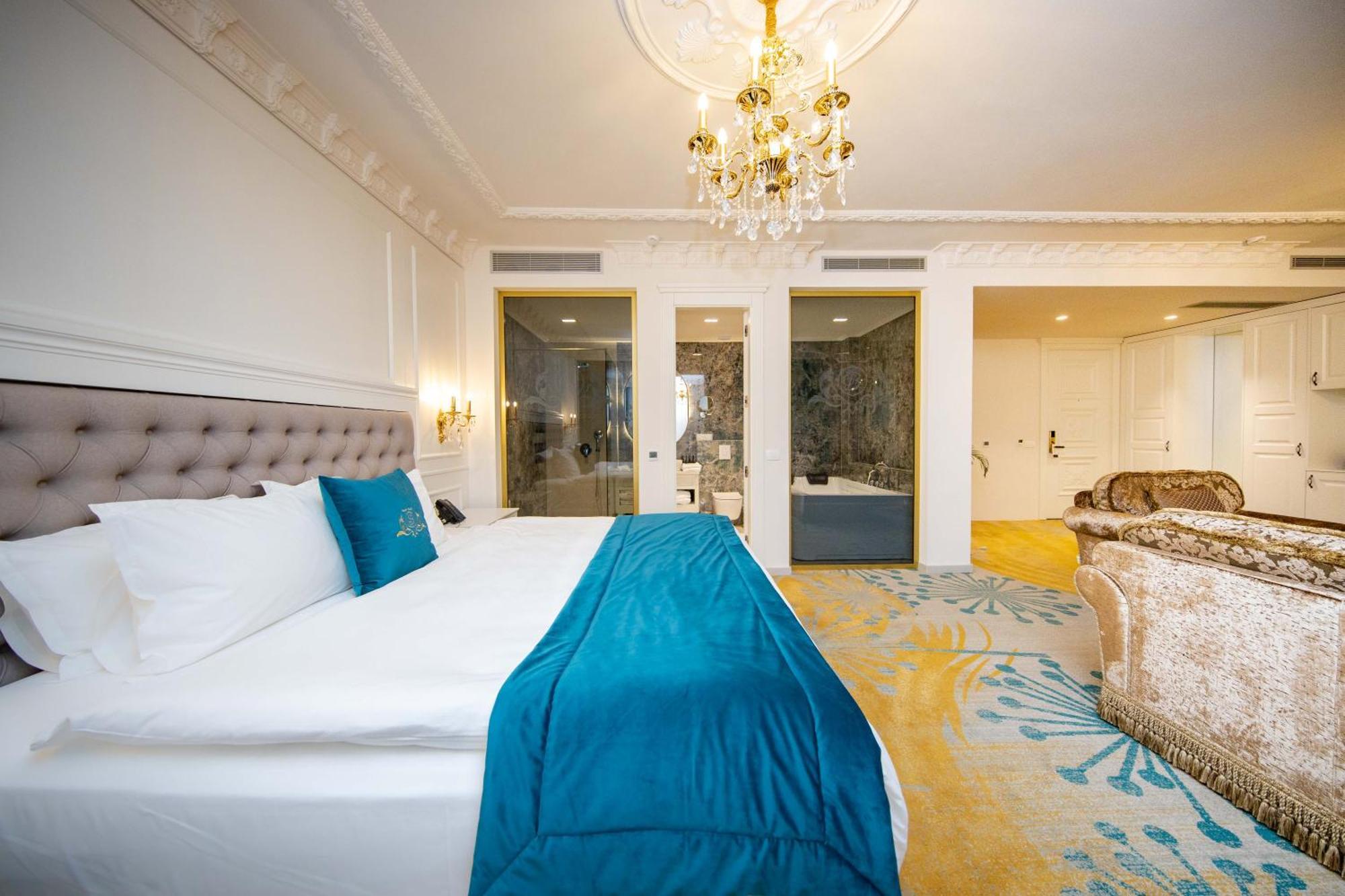 Grand Hotel Belushi Boge Ngoại thất bức ảnh