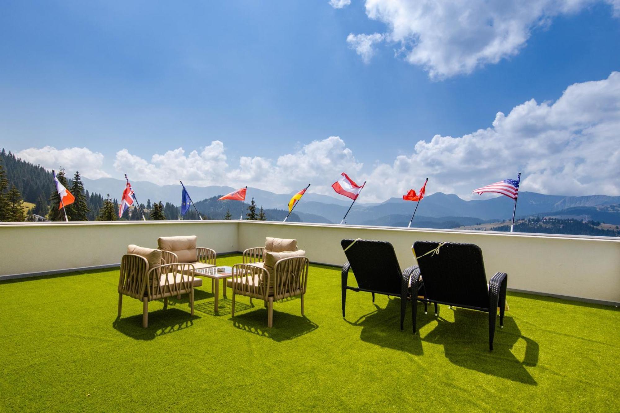 Grand Hotel Belushi Boge Ngoại thất bức ảnh