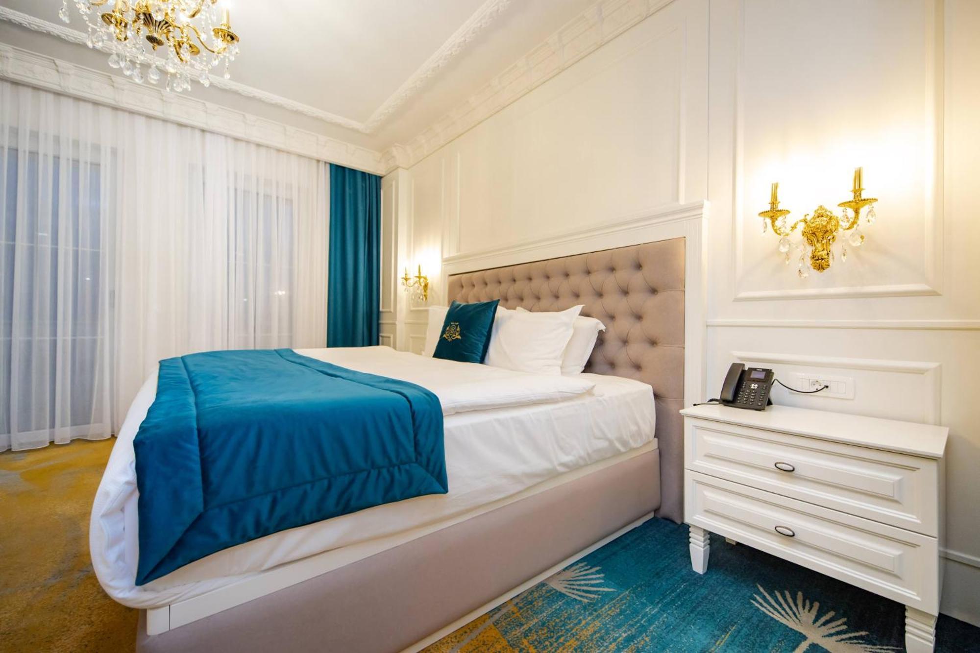 Grand Hotel Belushi Boge Ngoại thất bức ảnh